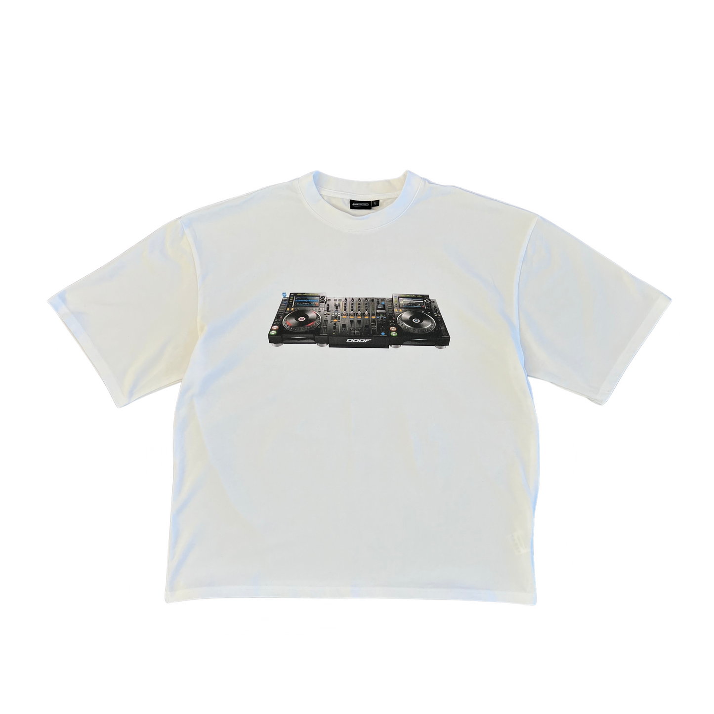 'WHITE' DECKS TEE