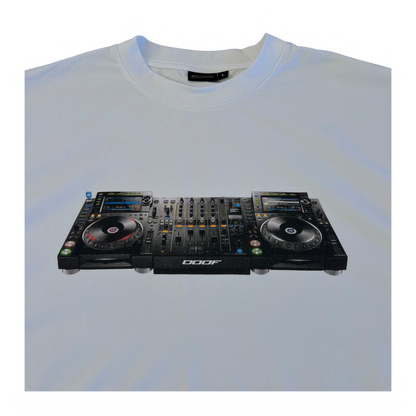 'WHITE' DECKS TEE