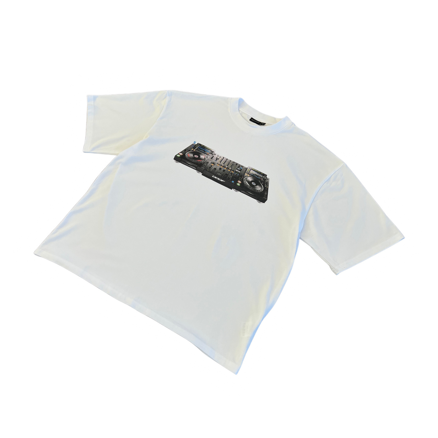 'WHITE' DECKS TEE