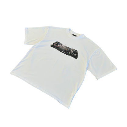 'WHITE' DECKS TEE