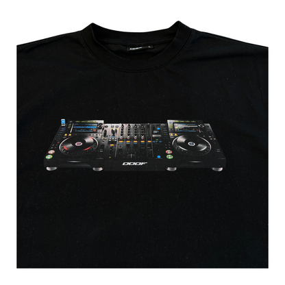 'BLACK' DECKS TEE