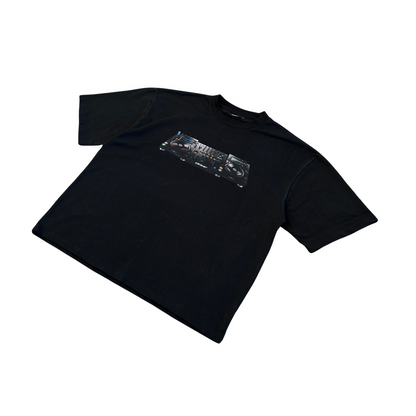 'BLACK' DECKS TEE